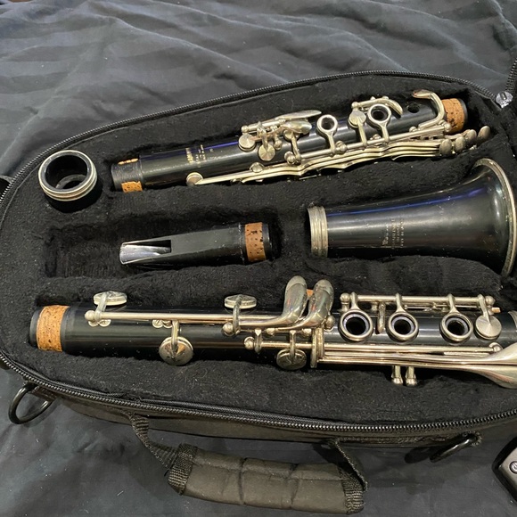 Yamaha Other - Yamaha vintage Clarinet in case
